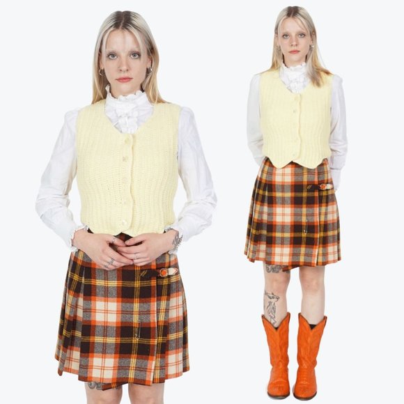VINTAGE Wool Orange Tartan Plaid Pleated Preppy A-Line Mini Skirt - Picture 1 of 3